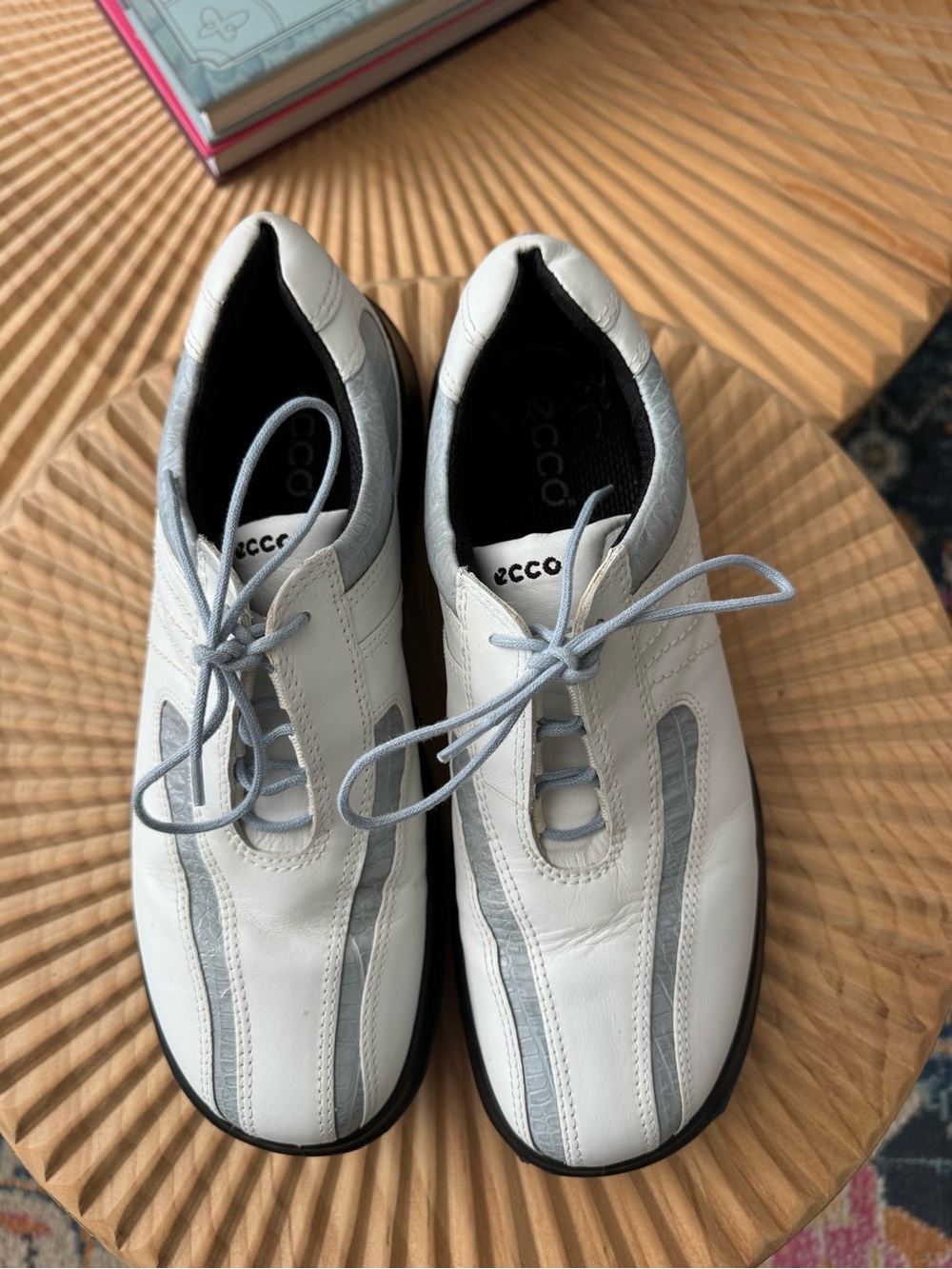Vintage ECCO leather golf shoes White Blue Size 41 10
